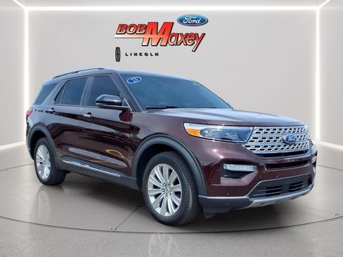 Used 2023 Ford Explorer Limited w/ Equipment Group 301A AWD/4WD image 3