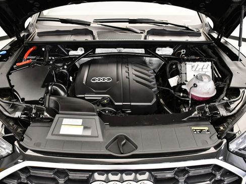 Certified 2023 Audi Q5 2.0T Premium Plus image 12