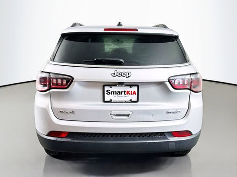 Used 2024 Jeep Compass Latitude image 6