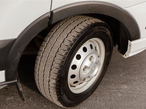 Used 2024 Ford Transit 350 XLT image 9