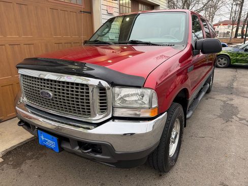 Used 2004 Ford Excursion XLT image 7