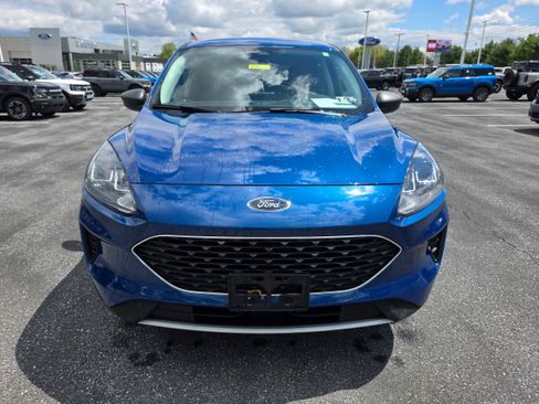 Certified 2022 Ford Escape SE AWD/4WD image 8