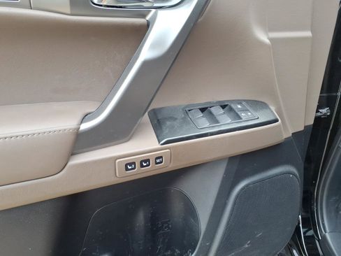 Certified 2023 Lexus GX 460 Premium w/ Premium Package image 15