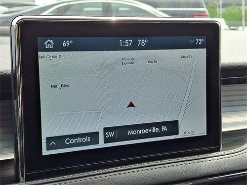 Used 2022 Lincoln Corsair AWD w/ Premium Package image 17