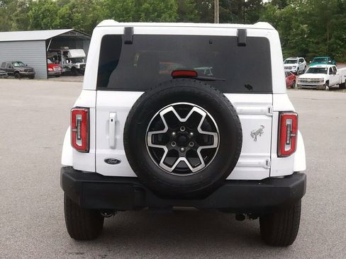 Used 2025 Ford Bronco Outer Banks AWD/4WD image 6