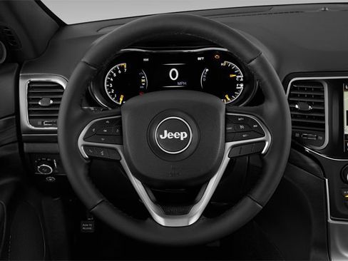 Used 2020 Jeep Grand Cherokee Altitude AWD/4WD image 8