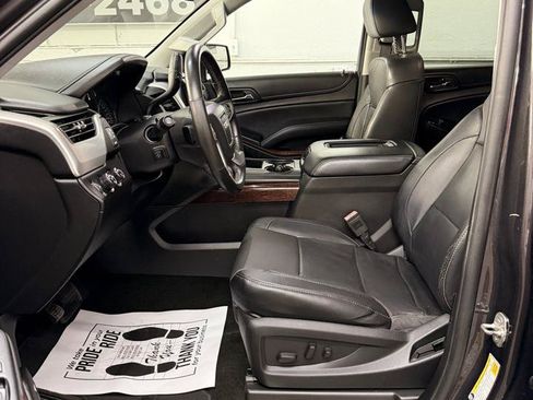 Used 2017 GMC Yukon XL SLT AWD/4WD image 18