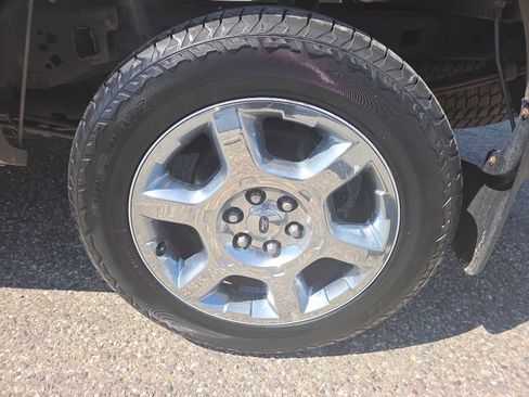 Used 2014 Ford F150 Lariat w/ Equipment Group 502A Luxury image 25