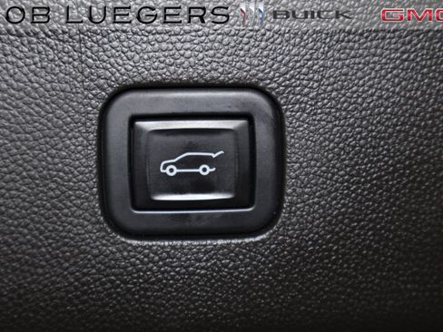 Certified 2023 Buick Enclave Essence w/ Experience Buick Package image 21