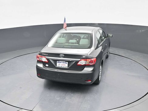 Used 2013 Toyota Corolla LE FWD image 28