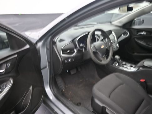 Used 2023 Chevrolet Malibu LS FWD image 10