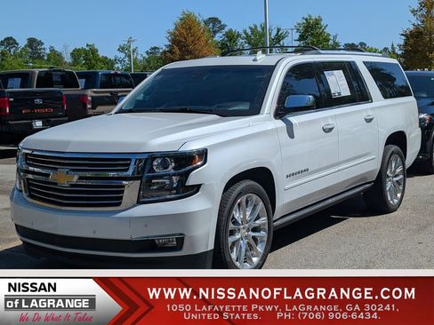 Used 2019 Chevrolet Suburban Premier w/ Premier Plus Edition AWD/4WD image 1