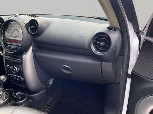 Used 2014 MINI Cooper Countryman FWD image 18