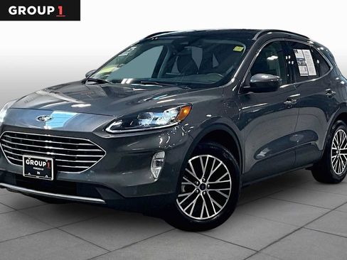 Used 2022 Ford Escape Titanium FWD image 1
