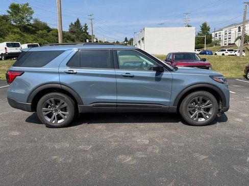 New 2026 Ford Explorer Active w/ Active Comfort Package AWD/4WD image 4
