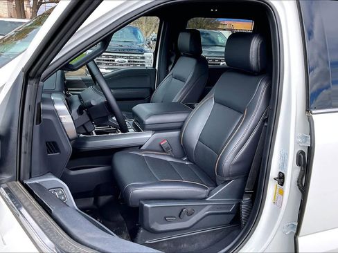 New 2025 Ford F150 Lariat w/ Equipment Group 501A Mid image 9