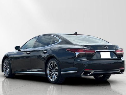 Used 2018 Lexus LS 500 w/ Luxury Package RWD image 4