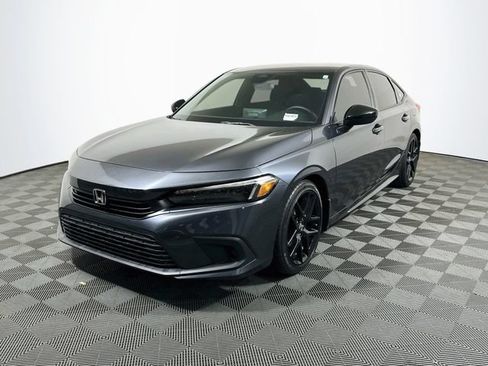 Used 2023 Honda Civic Sport image 4