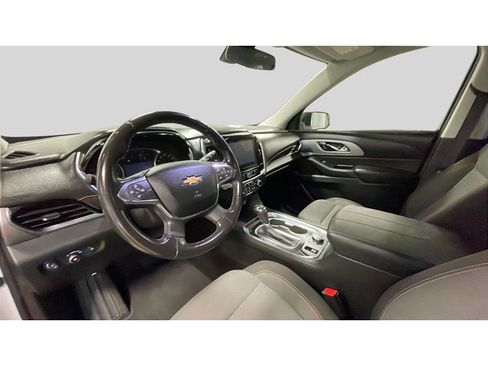 Used 2019 Chevrolet Traverse LT w/ LPO, Blackout Package AWD/4WD image 11