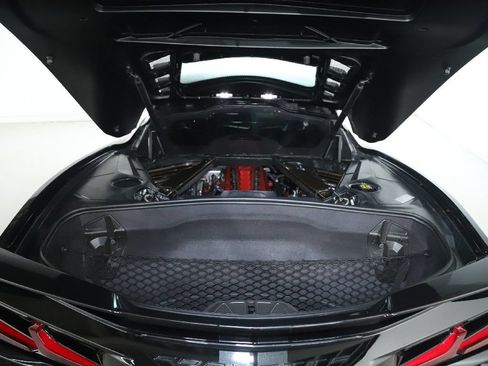 Used 2021 Chevrolet Corvette Stingray Preferred Cpe w/ Z51 Performance Package RWD image 30