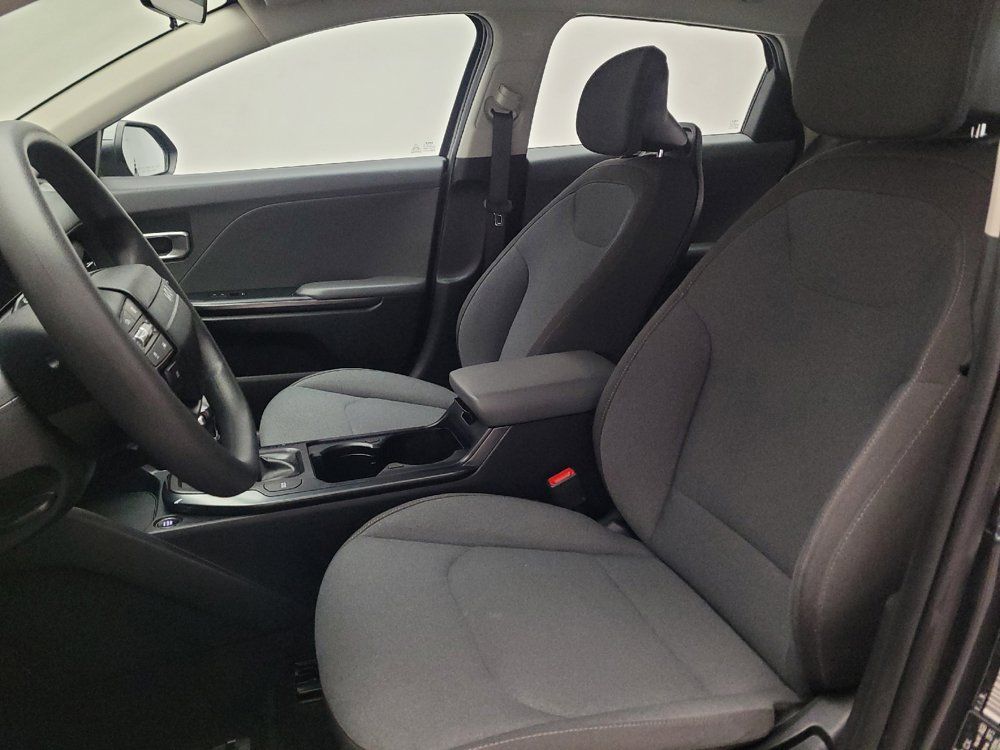 Used 2025 Kia K4 FWD image 17