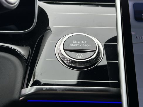 New 2026 Mercedes-Benz S 580 4MATIC Sedan image 32