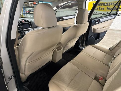 Used 2017 Subaru Outback 2.5i Premium AWD/4WD image 35