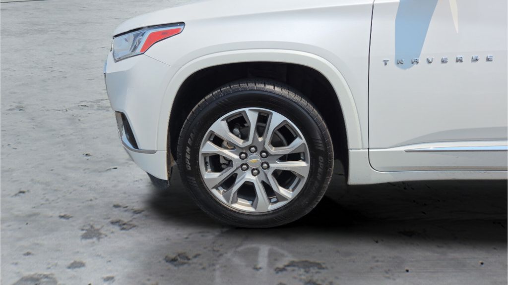 Used 2020 Chevrolet Traverse Premier AWD/4WD image 97