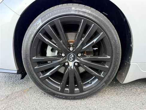 Used 2018 INFINITI Q50 Sport w/ Cargo Package (L95) RWD image 9