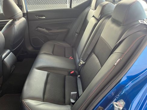 Used 2025 Nissan Altima 2.5 SR image 25