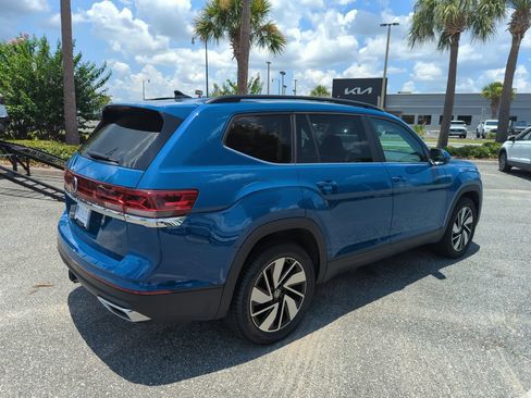 Certified 2026 Volkswagen Atlas SE FWD image 6