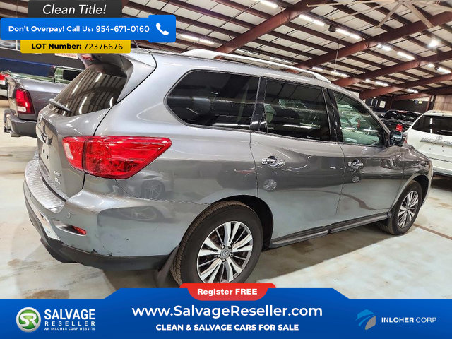 Used 2018 Nissan Pathfinder SL AWD/4WD image 4