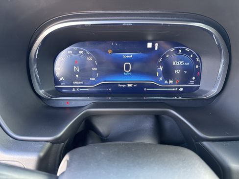 Used 2022 Chevrolet Tahoe RST w/ Luxury Package AWD/4WD image 15