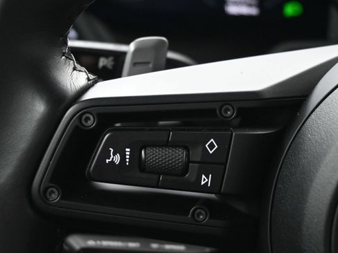 Certified 2022 Porsche 911 Carrera S image 23