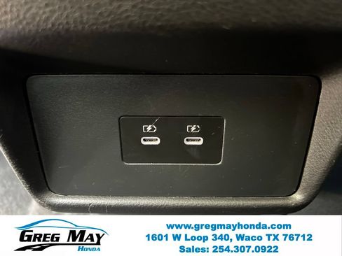 Used 2024 Nissan Rogue SV FWD image 19