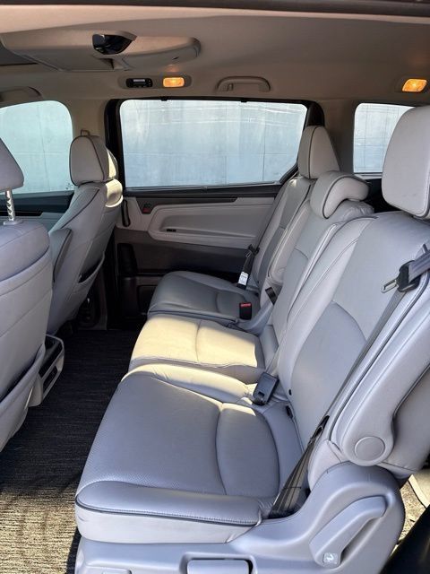 Used 2023 Honda Odyssey Elite image 11