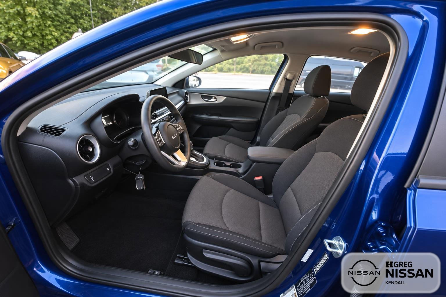 Used 2023 Kia Forte LXS FWD image 7