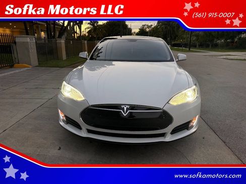 Used 2013 Tesla Model S Performance image 1