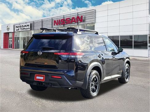 New 2025 Nissan Pathfinder Rock Creek image 4