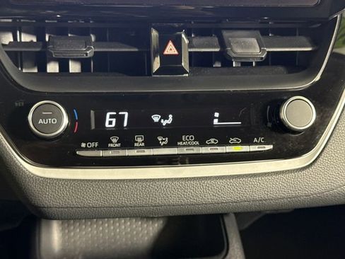 Certified 2024 Toyota Corolla LE image 30