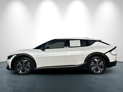 Used 2024 Kia EV6 Light image 7