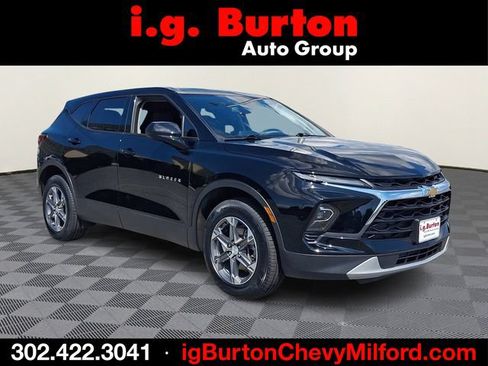 Used 2023 Chevrolet Blazer LT AWD/4WD image 1