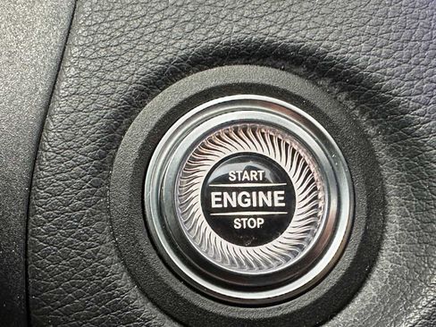 Used 2020 Mercedes-Benz C 300 4MATIC Coupe image 34