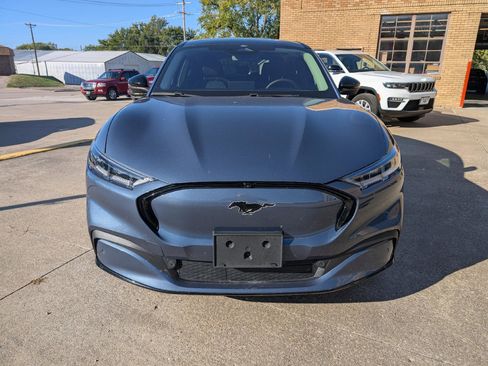 Used 2021 Ford Mustang Mach-E Premium image 3