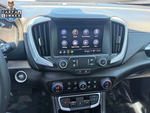 Used 2024 GMC Terrain SLT AWD/4WD image 13