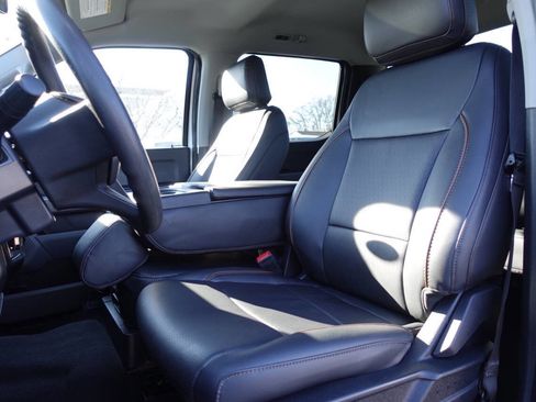 Used 2023 Ford F250 XLT image 16