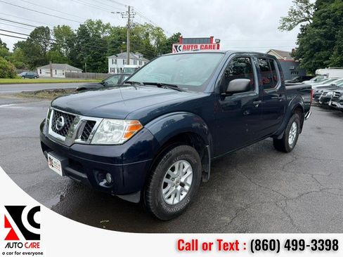 Used 2016 Nissan Frontier SV w/ SV Value Truck Package AWD/4WD image 3