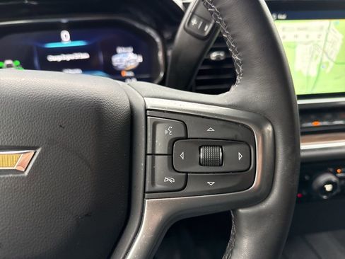 Used 2025 Chevrolet Silverado 1500 LT image 17