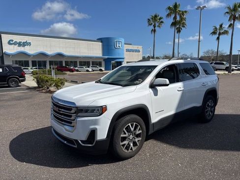 Used 2023 GMC Acadia SLT image 10