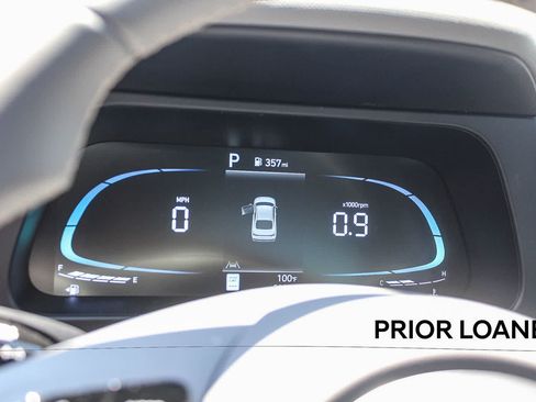 Certified 2026 Hyundai Elantra Sport FWD image 28